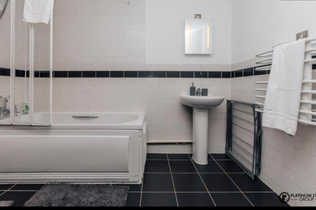 Sl Luxury 2 Bed Broad St Home Birmingham Kültér fotó